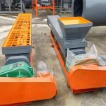 Double axis humidification mixer