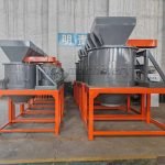 Organic fertilizer crusher
