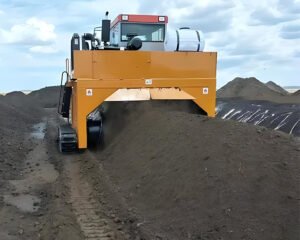 Why is a Crawler Compost Turner Best for Open F...